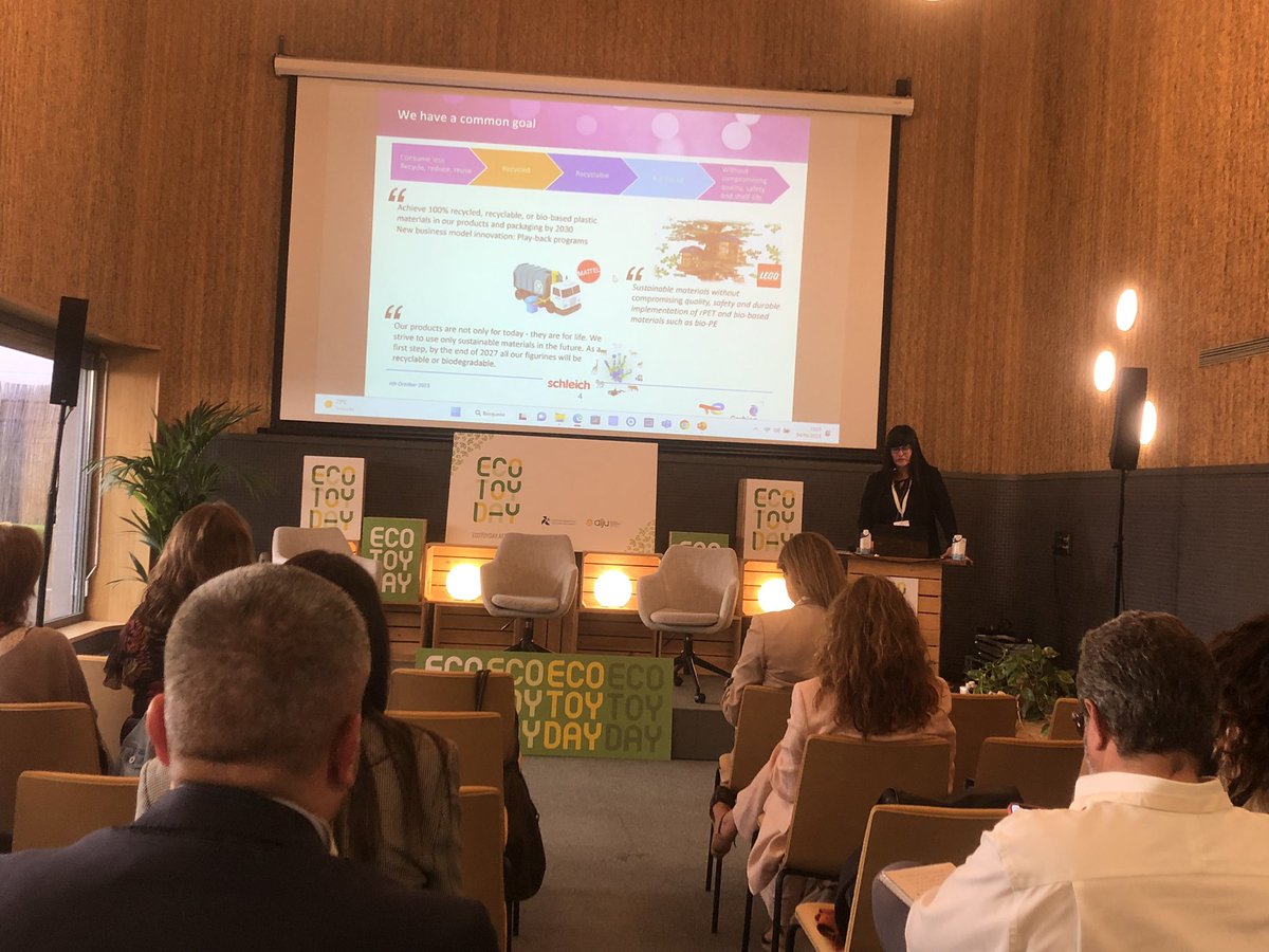#EcoToyDay juguetes sostenibles con Luminy PLA, una posible solución en materia de materiales reciclables para el sector del juguete como nos explica Jennifer García de Total Energies Corbion.