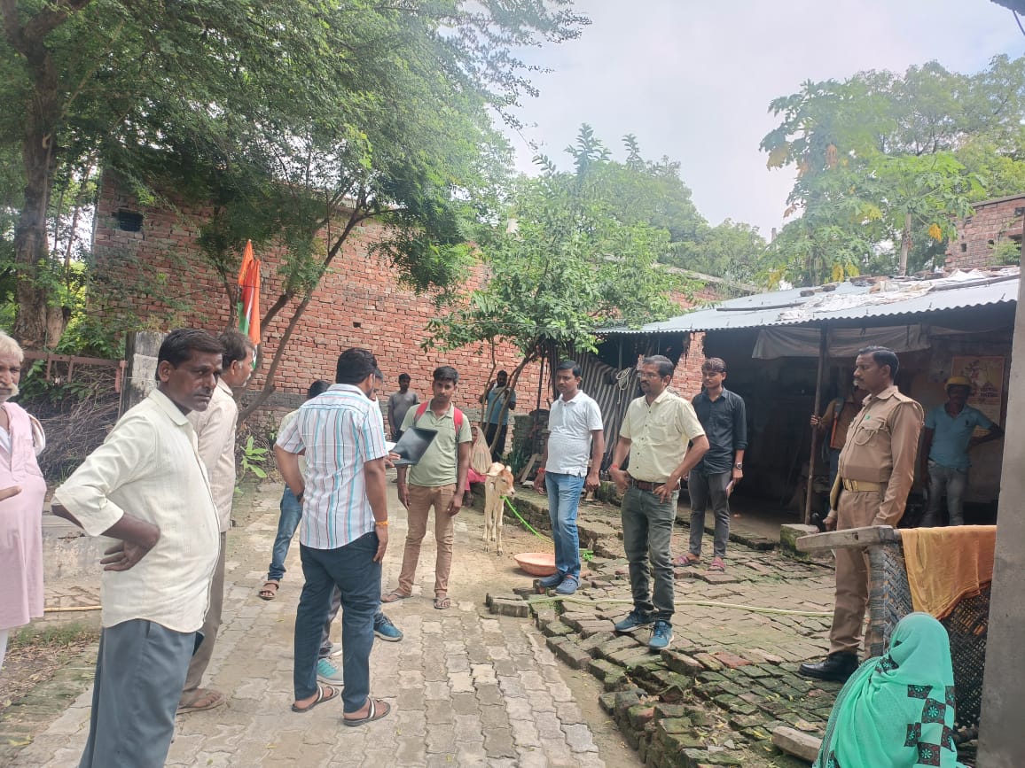 विद्युत वितरण मंडल गौरीगंज के अंतर्गत खण्ड तिलोई की टीम ने डिस्कनेक्शन कराया तथा  मीटर रीडिंग की जांच किया l <a href="/ChiefAyodhya/">Chief Engineer Ayodhya zone</a> <a href="/MVVNLHQ/">Madhyanchal Vidyut Vitran Nigam Limited</a> <a href="/DmAmethi/">DMAmethi</a> <a href="/aksharmaBharat/">A K Sharma</a> <a href="/UppclChairman/">CMD UPPCL</a>
<a href="/UPPCLLKO/">UPPCL</a> <a href="/Mvvnl_amethi/">EDD Gauriganj</a>
<a href="/eddamethi/">EDDAMETHI</a> <a href="/eejagdishpur1/">eejagdishpur</a>
<a href="/EddTiloi/">EDD TILOI AMETHI</a> #GoodGovernance