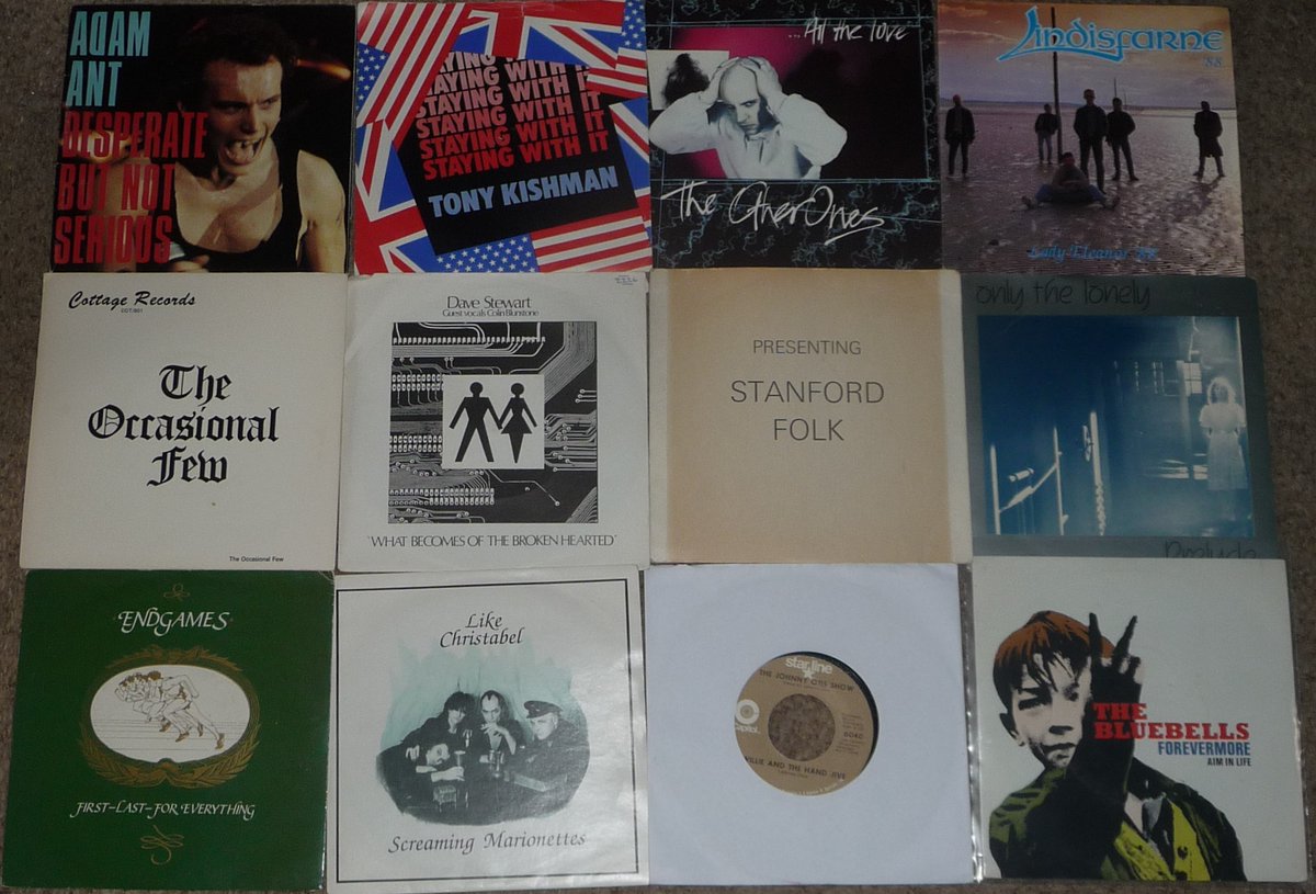 StevenFlavell1's tweet photo. Midweek boot sale part2. Loads of singles. Promos galore. #Vinyl #Records #SevenInches https://t.co/CfAxhTUaFO