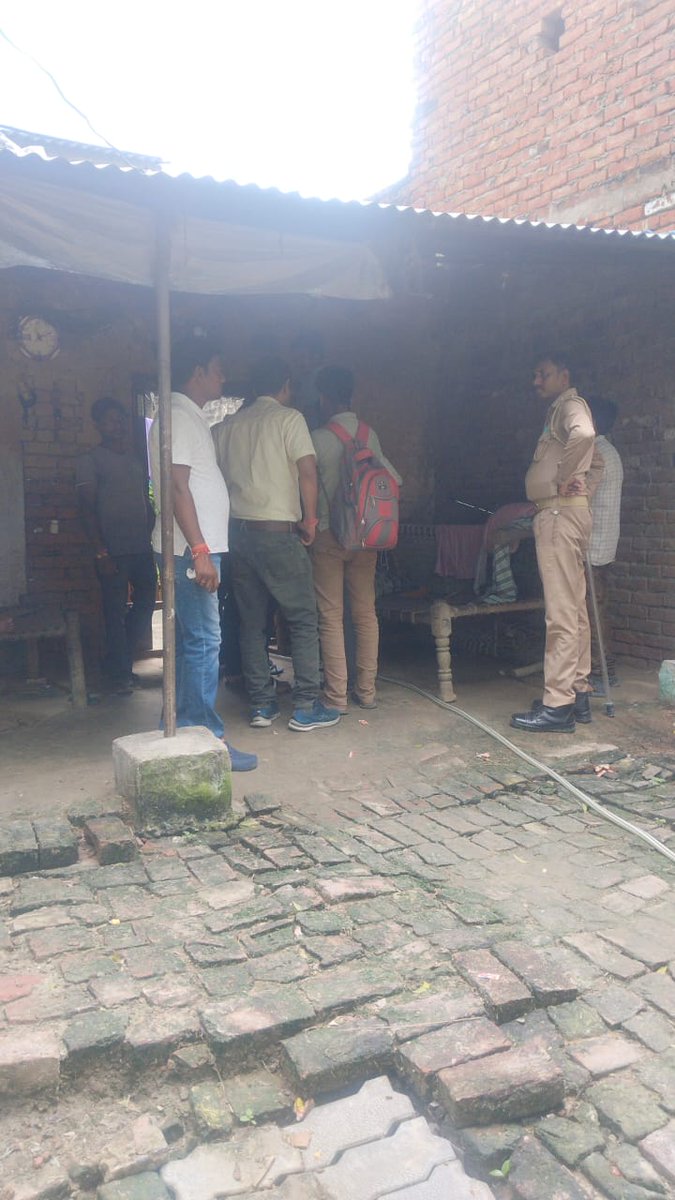 विद्युत वितरण मंडल गौरीगंज के अंतर्गत खण्ड तिलोई की टीम ने डिस्कनेक्शन कराया तथा  मीटर रीडिंग की जांच किया l <a href="/ChiefAyodhya/">Chief Engineer Ayodhya zone</a> <a href="/MVVNLHQ/">Madhyanchal Vidyut Vitran Nigam Limited</a> <a href="/DmAmethi/">DMAmethi</a> <a href="/aksharmaBharat/">A K Sharma</a> <a href="/UppclChairman/">CMD UPPCL</a>
<a href="/UPPCLLKO/">UPPCL</a> <a href="/Mvvnl_amethi/">EDD Gauriganj</a>
<a href="/eddamethi/">EDDAMETHI</a> <a href="/eejagdishpur1/">eejagdishpur</a>
<a href="/EddTiloi/">EDD TILOI AMETHI</a> #GoodGovernance