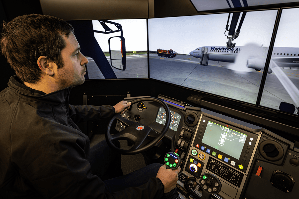 RosenbauerGroup's tweet image. 💻 RCS simulators: purchase or leasing 🕹️
Training the rescue crews is the cornerstone of effective lifesaving in emergency situations. To give emergency responders the opportunity to train with our #simulators, they are available for rent or sale.
➡️ bit.ly/3sUGpsg