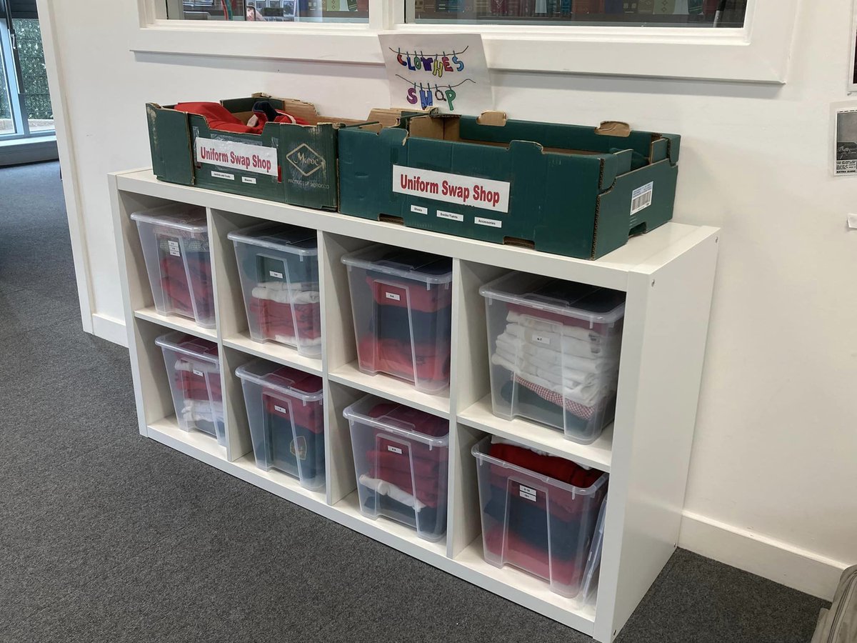 MidLibraries's tweet photo. It's #GreenLibrariesWeek! 📗 ♻️
A #GreenFocus of ours is using our libraries to support #GreenInitiatives in the local community. Loanhead Library has a wonderful Uniform Swap Shop for families to take or donate items 👚
Pop by to have a look: https://t.co/yGPDp5Kiqx https://t.co/wTosHaQDaC
