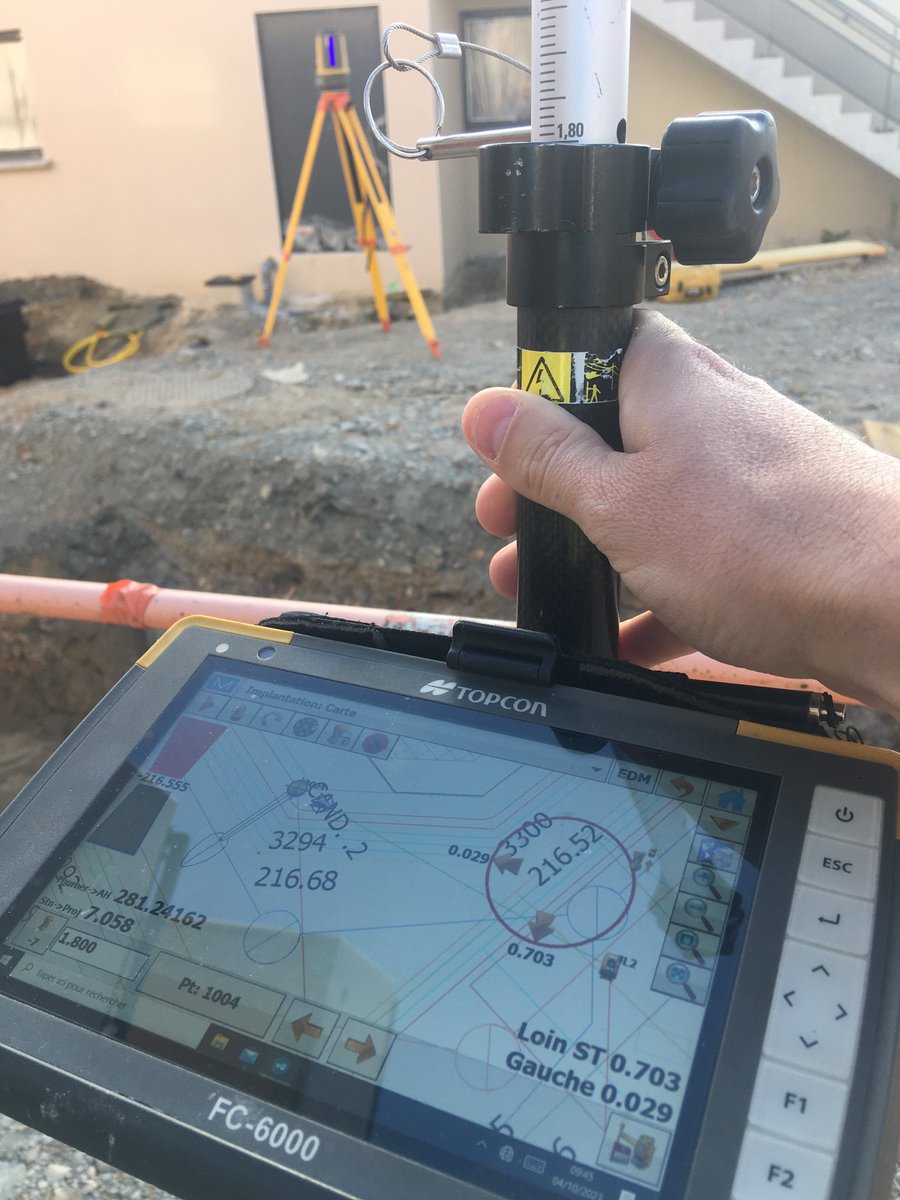 Complément de formation pour un chef de chantier. Station #Topcon LN-150. Beaucoup d'entreprises l'ont adoptée : Pourquoi pas vous? Parfaite pour les travaux de réseaux, voirie, VRD, terrassement, récolements : implantations, mesures, relevés, calculs
@TopconFrance