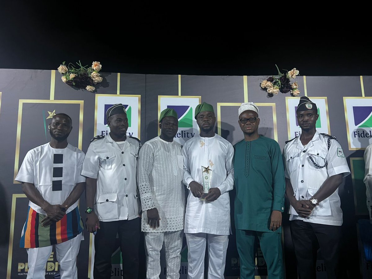 MuslimYouthLags's tweet photo. MKAN Lagos Receives Prestigious Award at NYCN Lagos West Event @nycnlagoswest1

Lagos, Nigeria - October 1, 2023 - In a remarkable showcase of achievement and recognition, the Ahmadiyya Muslim Youths Association of Lagos state (MKAN Lagos) has shone brightly in South-West Nigeria https://t.co/beIZdSiJV5