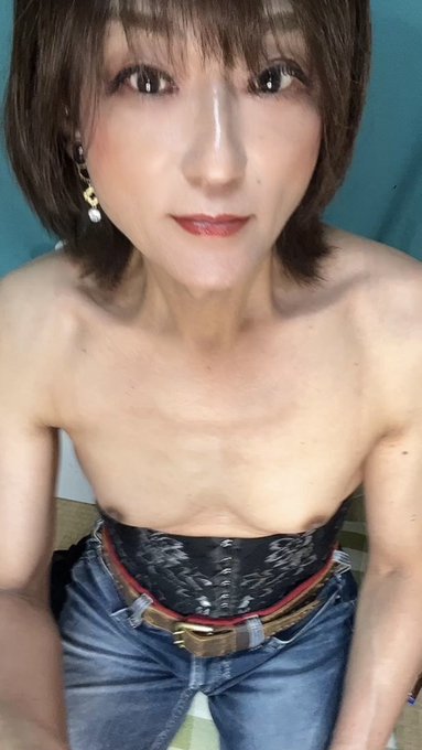 女性と男は骨格が違うから ウェストニッパーは必需品。 https://t.co/xOdW4HZHri<a href="/tag/%E8%85%B9%E3%81%AF%E8%A6%8B%E3%82%8B%E3%81%AA"class="tags"><span>#腹は見るな</span></a>