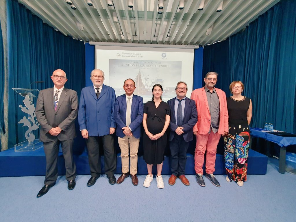 LindaFourdain's tweet image. #GFCM is participating in the inauguration of the MSc in sustainable fisheries management of the #UA and #CIHEAM. The collaboration between academia, research and international organisations guarantees generational renewal to ensure the sustainable use of our marine resources.