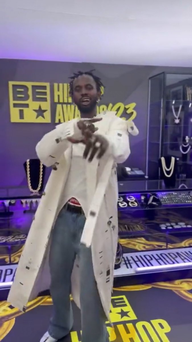 Albert Nat Hyde tweet media