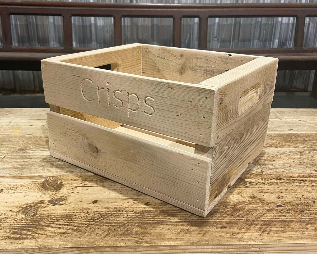 Well someone told us recently it's 80 odd days till Christmas... 🫠🎄 If you're someone who does last minute purchases, why not plan ahead and order a few personalised storage crates? Perfect for crisp or sweetie fiends (or anything at all😉) Question is, which font are they? 🧐