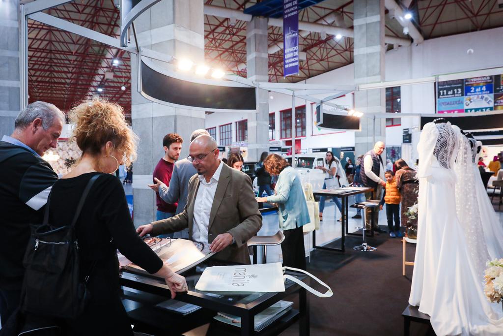 La amplitud de los stands de la feria nos permiten mostraros ejemplos de lo que los proveedores ofrecen. Moda nupcial, decoración, catering, joyería, peluquería y estética, fotografía y vídeo... ¡No pierdas detalle los próximos 10, 11 y 12 de noviembre!
<a href="/FERMASA_GRANADA/">fermasa</a>