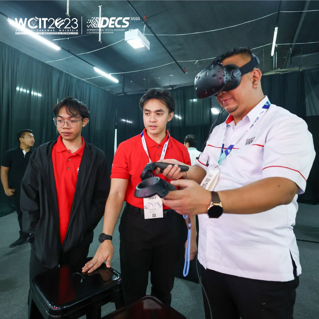 WCITIDECS2023's tweet image. The WCIT|IDECS 2023 Exhibition is abuzz with cutting-edge tech and groundbreaking solutions! Check out some of the incredible innovations on display.

Walk in to Borneo Convention Centre Kuching (BCCK) to register onsite for FREE!

#WCITIDECS2023 #WCIT2023 #IDECS2023