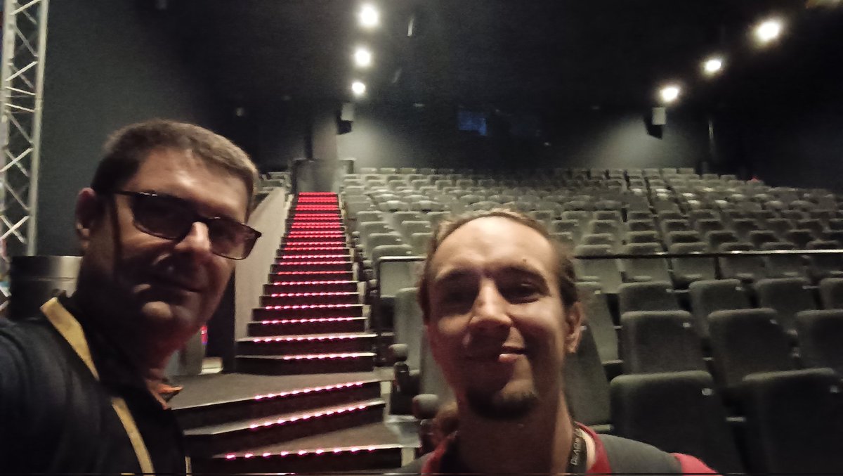 MarkCortada's tweet photo. Thrilled and excited to share the stage this morning with @madalinghenea in #Devoxx. If you want to learn more about sustainability in IT join us in room 3. See you there! #INGBe #INGTech #ING #Devoxx2023 https://t.co/rmTONLMldV