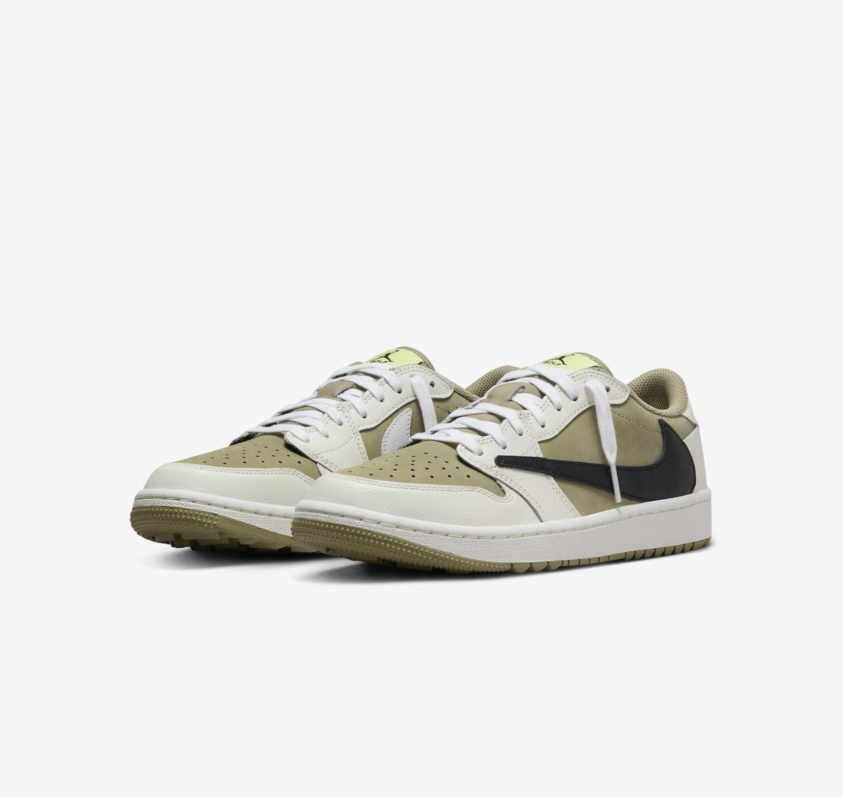 LesBonsPlansCOM's tweet photo. 🚨Alerte Bon Plan‼️

La Air Jordan Low X Travis Scott sort le 13 octobre sur l’application SNKRS ⛳️

Prix : 170€

Revente possible élevé 💰🚀📈 https://t.co/IE6ypAugcF