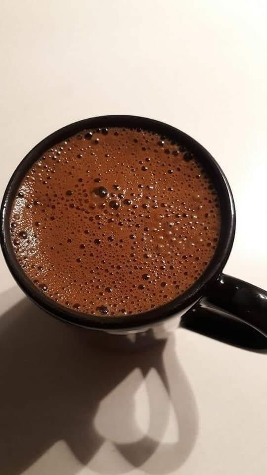 mr_ahmed138's tweet photo. قيل في حب القهوة ☕
لولا القهوة لهزمت الروح .. وترهلت الذاكرة ..
أسعد الله زارعها وقاطفها وطاحنها وبائعها وصانعها وشاربها ومدمنيها ☕💙. https://t.co/hoDpZbmbcf