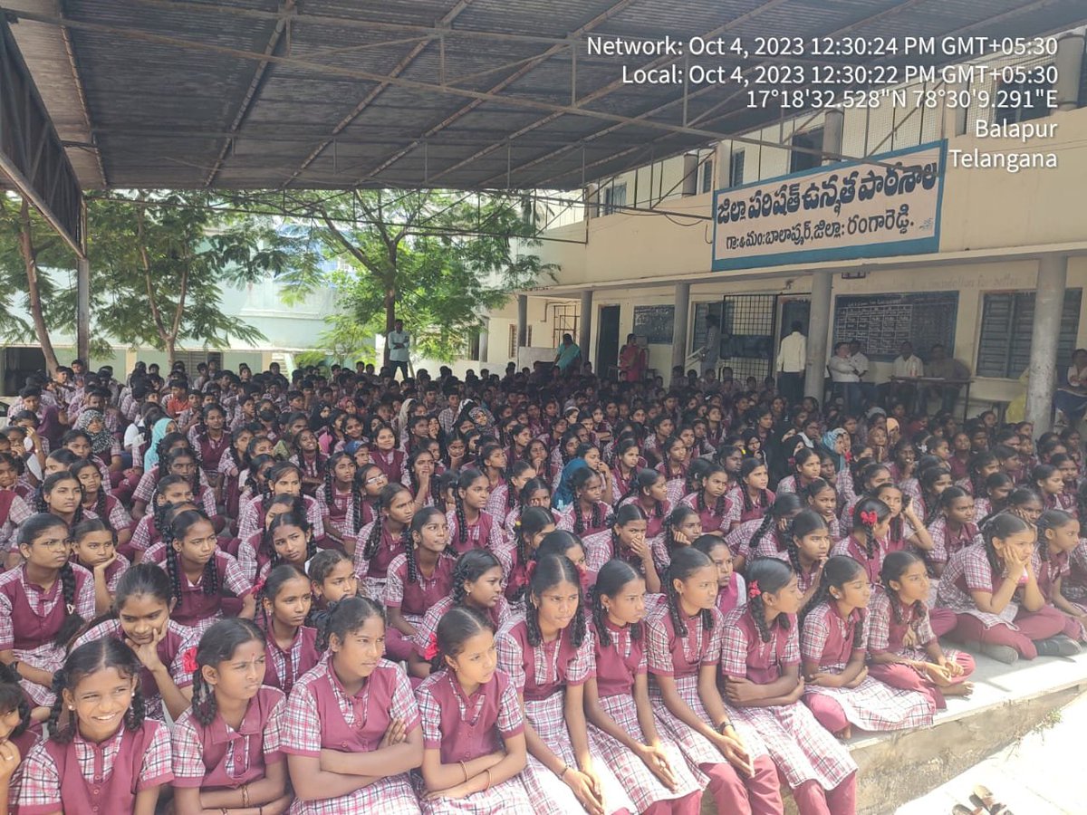 MalkajgiriCop's tweet photo. Today @sheteams_rck of #Vanasthalipuram division organized an awareness program at ZPHS, Balapur about #SheTeams, #CyberCrimes, #LoanApps, #HumanTrafficking, #CommunityPolicing, #GenderSensitisation, #CCTV, #Dail100, #ChildAbusing & #WomenSafety helpline 8712662662. https://t.co/tKmjHcPkEL