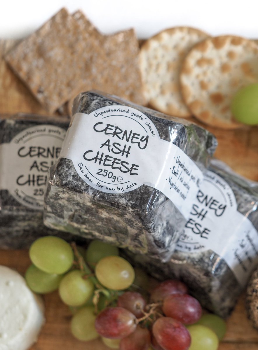 CerneyCheese's tweet photo. Our photographer has been taking some new images for our website. Makes you feel hungry just looking at this 🤗

Available to buy in lots of places including @TheCheeseWorks https://t.co/vhPRyyodrs