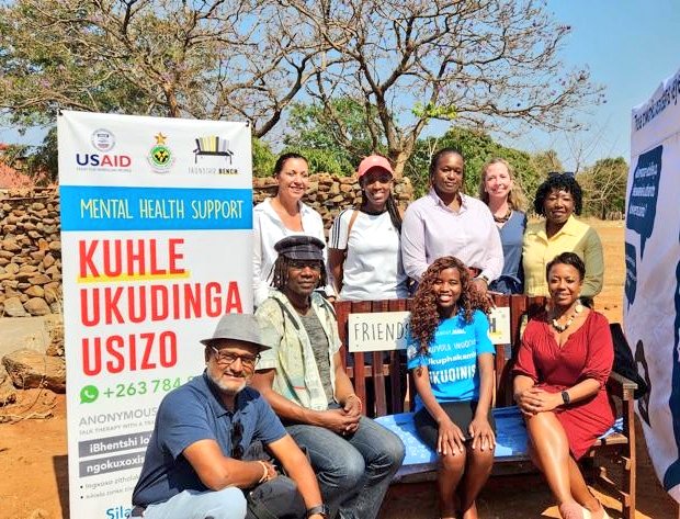 friendshipbench's tweet photo. What a pleasure to have the Friendship Bench Board, Senior Leadership Team &amp; Founder @DixonChibanda visit Mat. North, Hwange District 😄

Grandmother's were excited to meet everyone, have them see their work at Victoria Falls Hospital &amp; share community experiences 🫶🇿🇼 https://t.co/pc9nxO0OEP