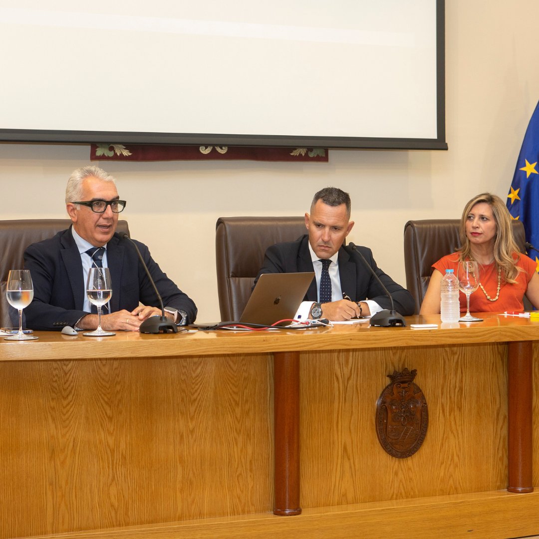 ldcabogados's tweet photo. ¡Nos enorgullece compartir que estuvimos presentes en la Comisión de Salud Mental y en la Sección de Habilidades del ICAS, el Ilustre Colegio de Abogados de Sevilla! 💼🧠

Gracias al ICAS por brindarnos esta oportunidad de aprendizaje y colaboración.

#LopezdeCastro #SaludMental https://t.co/N6ZbStgHTc
