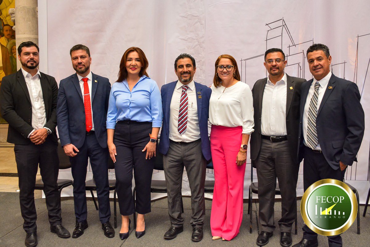 Toma de protesta del <a href="/cad_durango/">Colegio de Arquitectos de Durango</a>, todo el éxito!