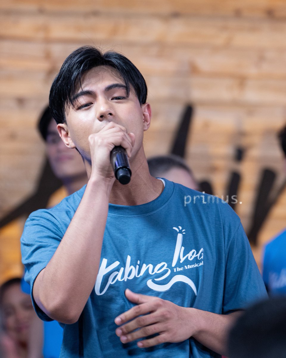 primus917's tweet photo. 231004 BGYO JL
TABING ILOG THE MUSICAL MEDIA CONFERENCE

Walang "Tabing Ilog" kung walang John Lloyd. 😌🫶

AkiraxJL On TabingIlog  
#TabingIlogTheMusical

#BGYO_JL #BGYO https://t.co/CaAceUAj3b