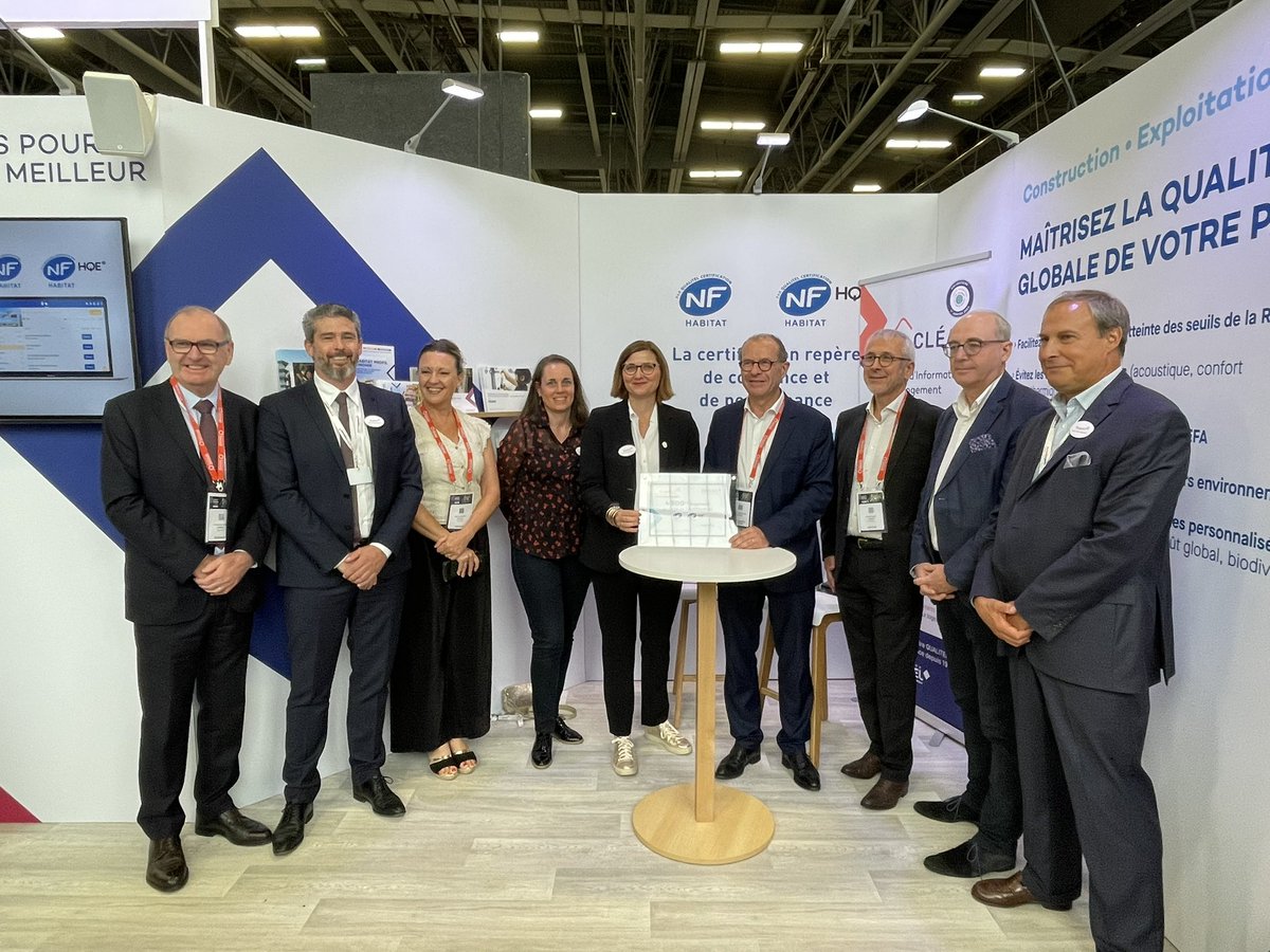 💯 Grande fierté collective de recevoir le certificat des 4500 logements engagés en certification NFHabitat par <a href="/groupeQUALITEL/">Groupe Qualitel</a> qui atteste de l’engagement d’Espacil en faveur d’un habitat qualitatif au bénéfice de nos clients, partenaires et collectivités.