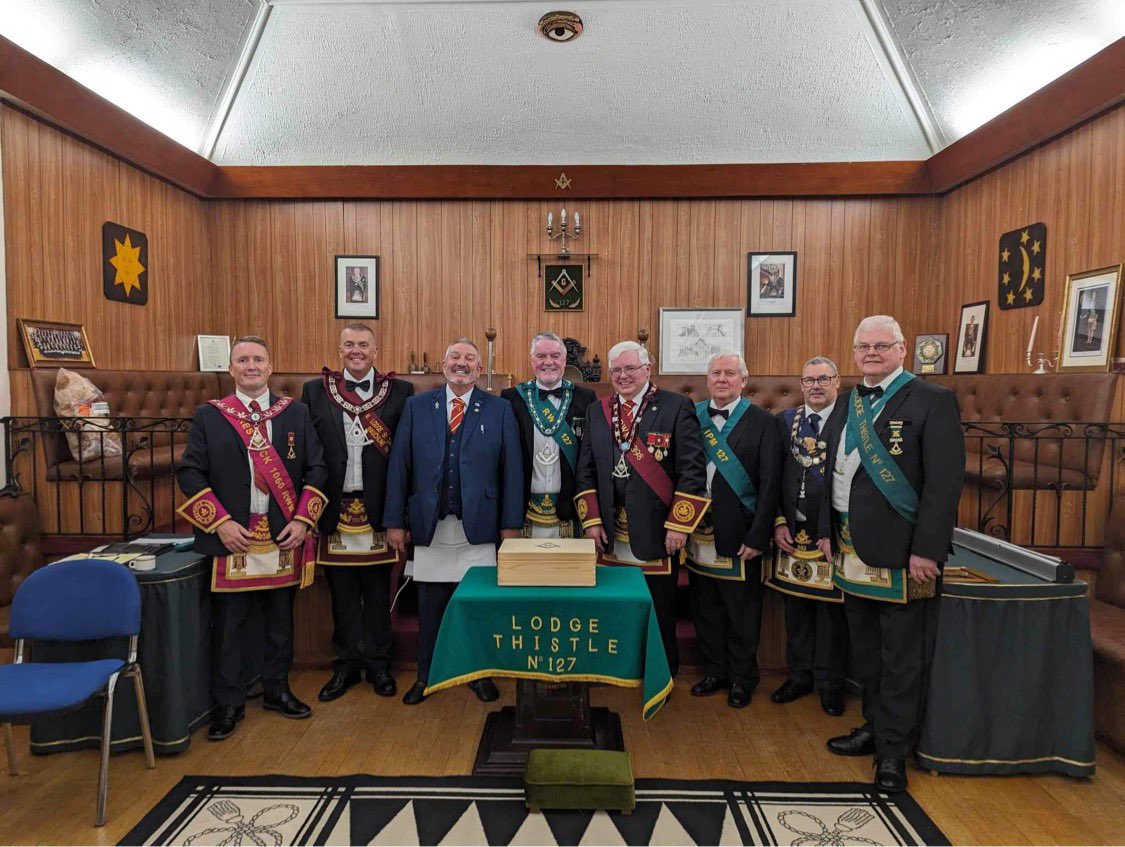 StMaurs1398's tweet photo. At Lodge Thistle Stewarton
127 where Lodge St David ( Tarbolton) Mauchline 133 conferred a  FC Degree on our WSW as substitute candidate. https://t.co/AjxDNv02Lg