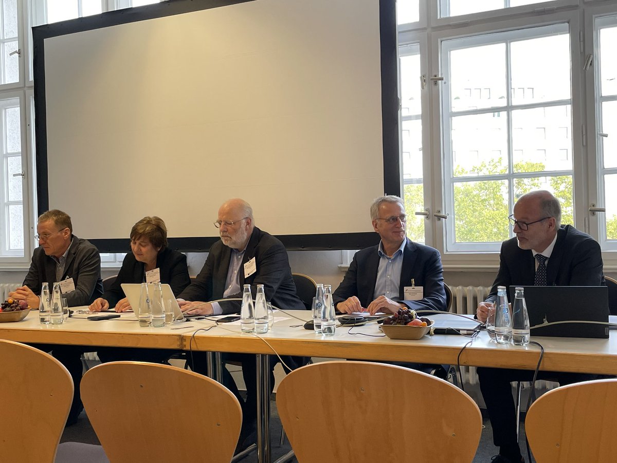 DNVF e.V. tweet media