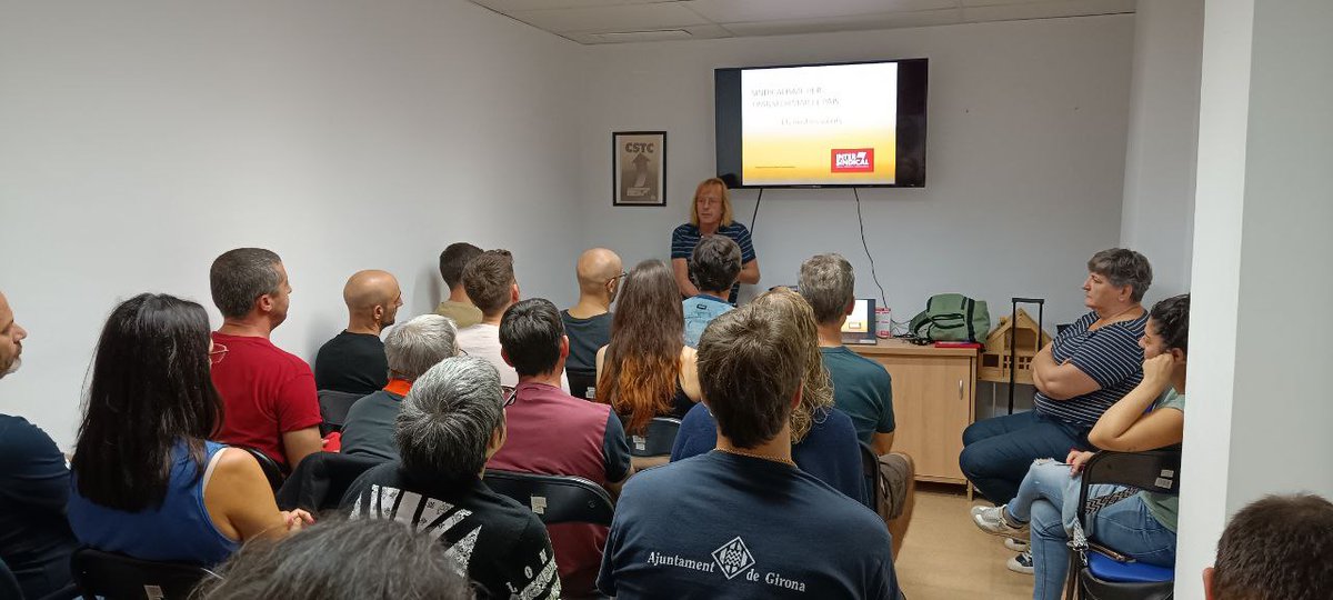LaIntersindical's tweet image. 📚Continuem amb les formacions per a delegats i delegades de La Intersindical.
✊Recuperar la iniciativa per conquerir tots els drets! #LluitemAmbTu
