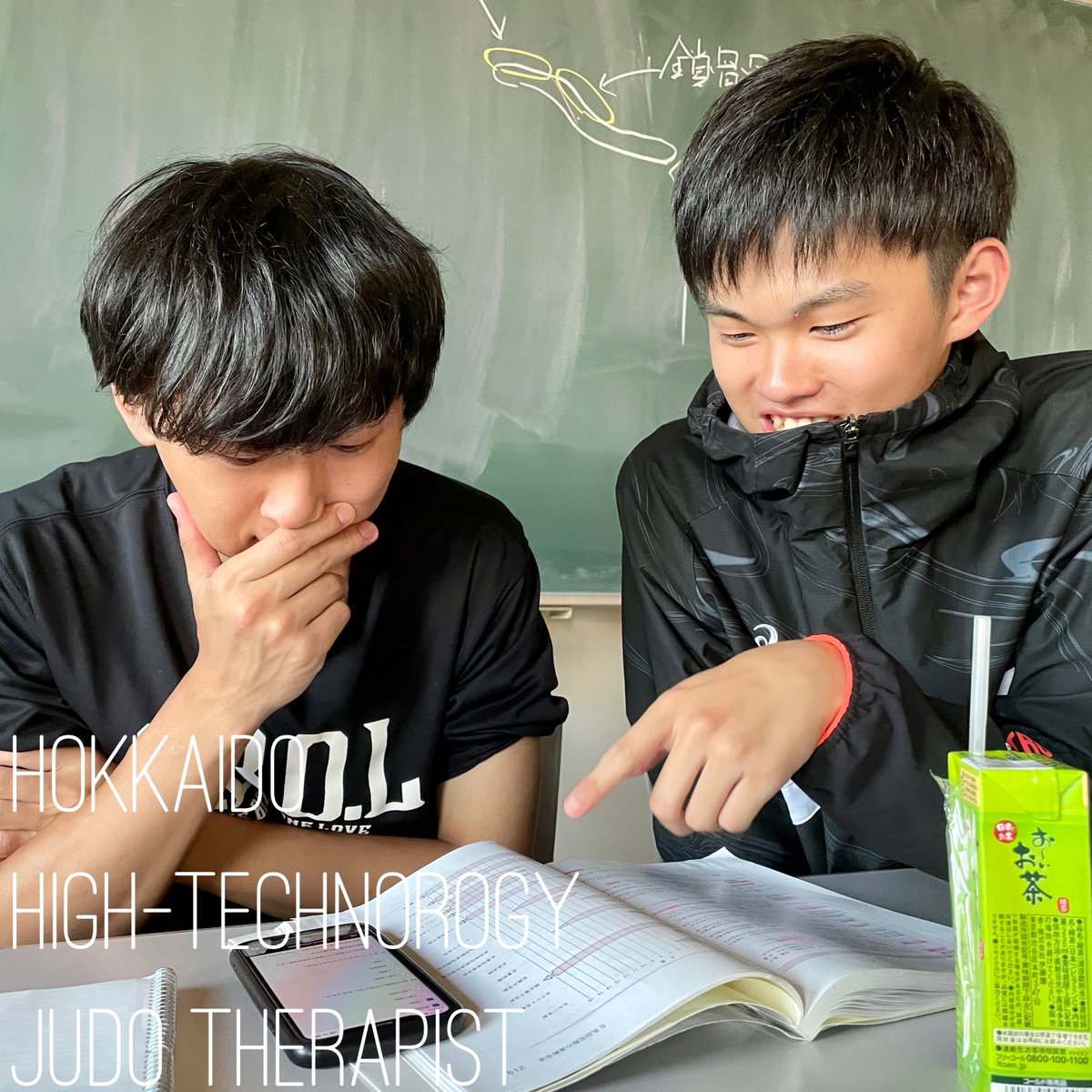 hht_jt's tweet photo. 今日の1枚

#放課後
#勉強
#明日
#試験

#ファイト https://t.co/0lsrodARVV