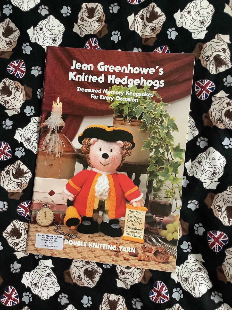 WatsonsVintage's tweet photo. You can knit some FABULOUS Hedgehog Themed gifts with this Vintage Jean Greenhowe #KnittedHedhehogs Knitting Pattern Booklet in our Emporium https://t.co/jTyehubulw #MemoryKeepsakes #Hedgehogs #ChristmasGifts #HandmadeGifts https://t.co/rk54j4K93j