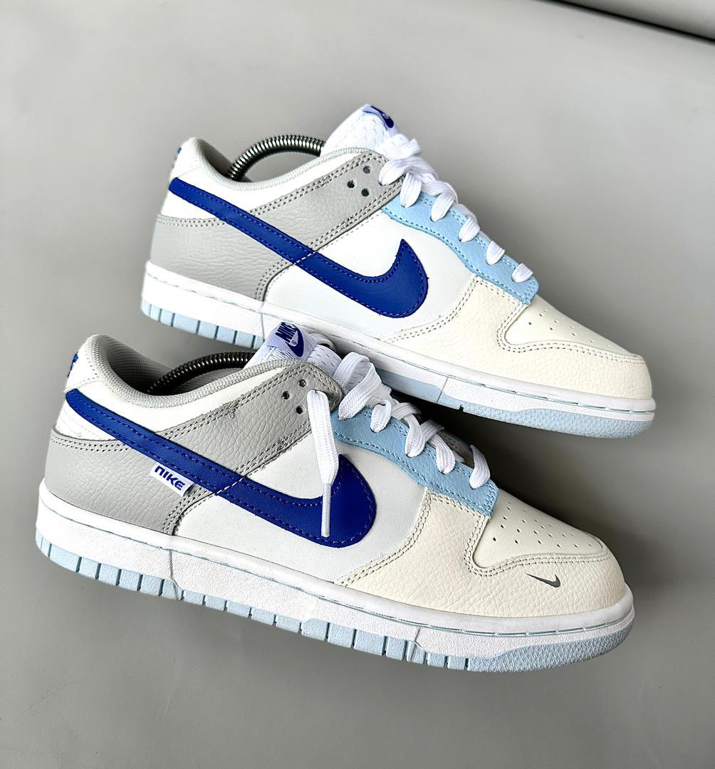 hooves_xx's tweet photo. Nike SB dunk Low ‘Ivory Hyper Royal’

Sizes 39-45 available
Price:34,000 naira https://t.co/klYcngvqWX