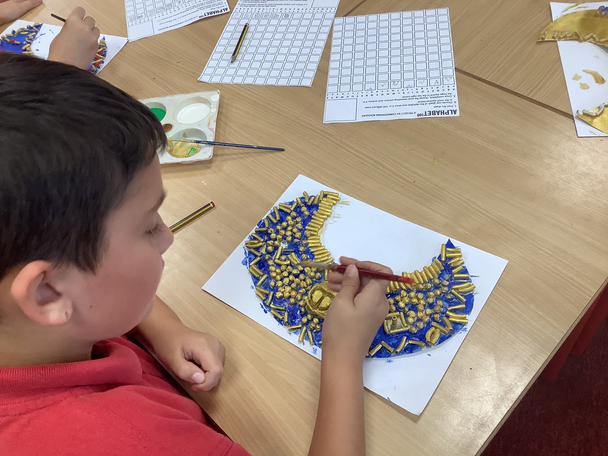 Year4_BDP tweet media