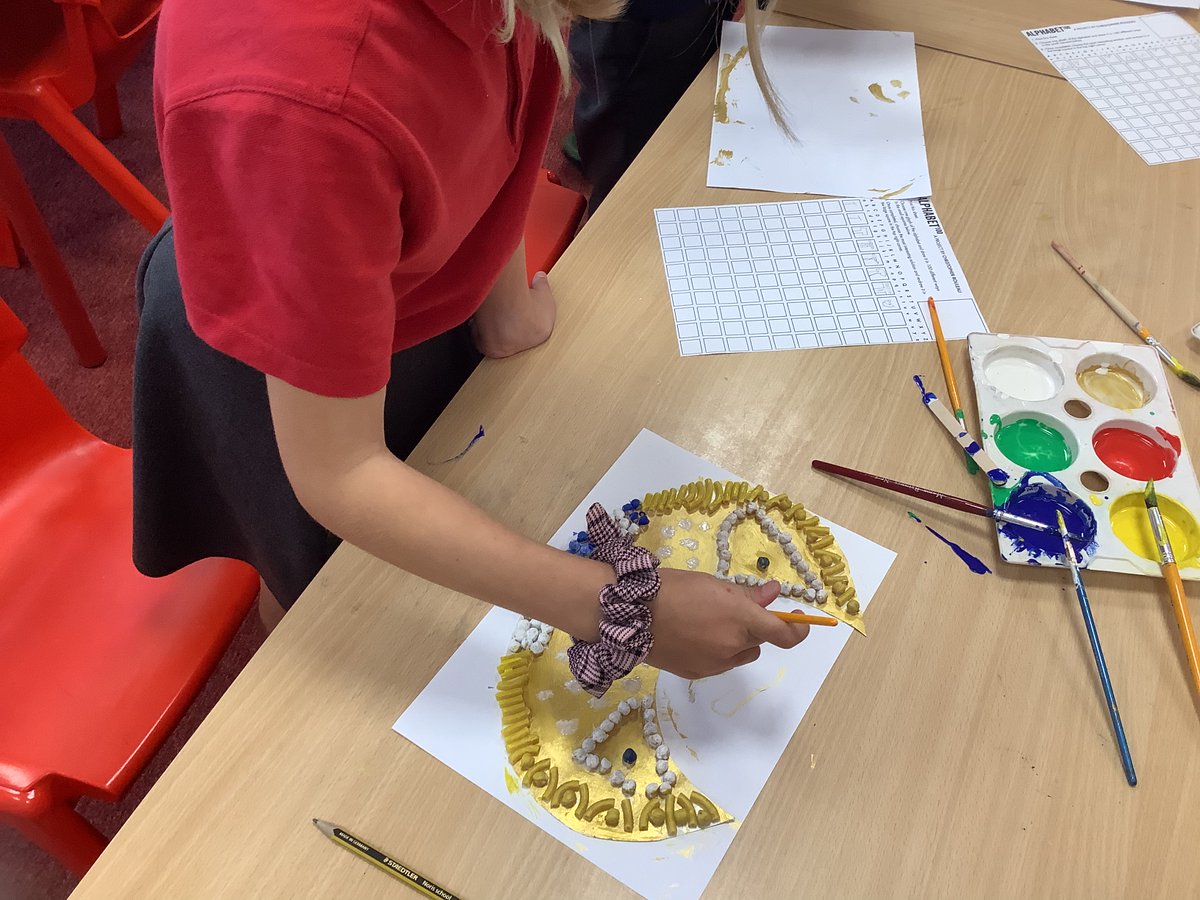 Year4_BDP tweet media