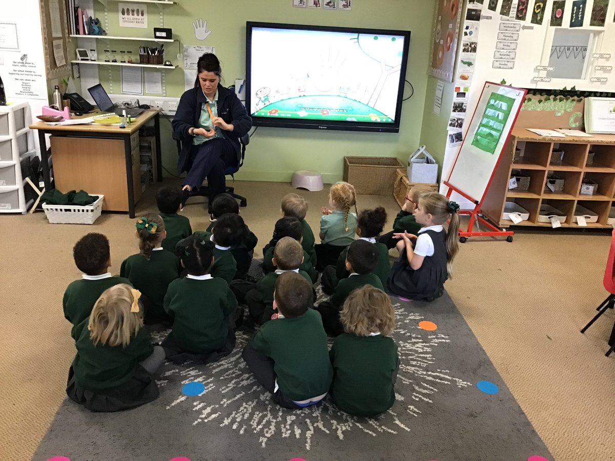 firsprimarysale's tweet image. #RecAsh had a blast learning all about the importance of handwashing by our fantastic visitors #germbusting