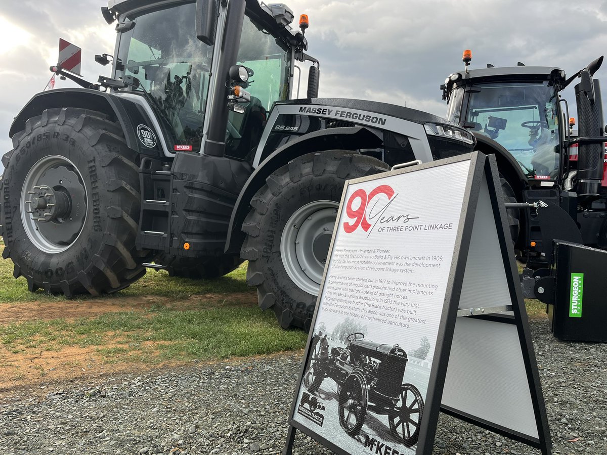 DaveFrazer86's tweet photo. Harry Ferguson is an inspiration to what i do and love, the steps this man took to improve the mechanisation of agriculture drastically changed the direction of the industry, celebrating 90 years since the black tractor was built was something that had to be done #blacktractor https://t.co/cVdkLLnRca