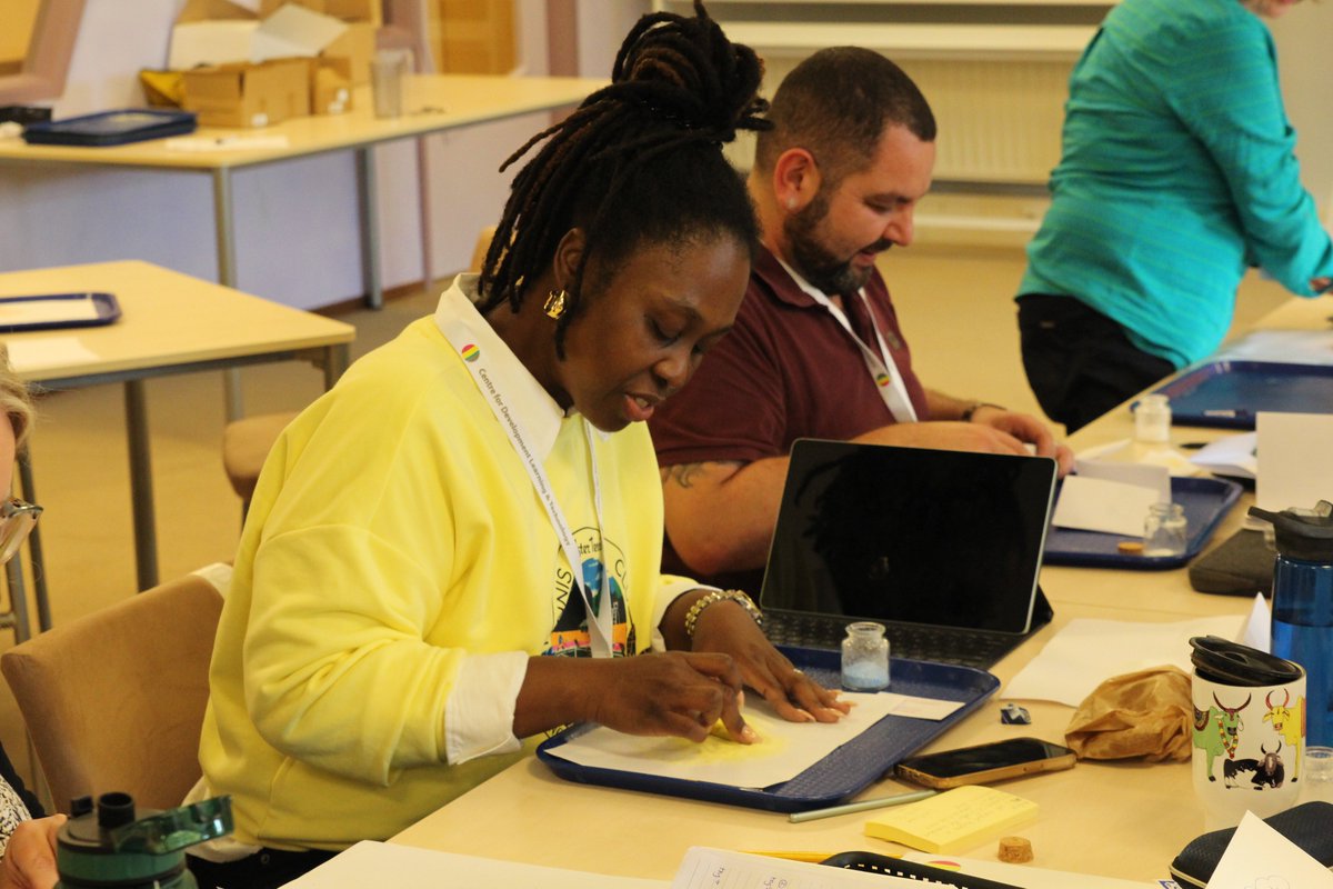 IntlSchAmst's tweet image. Last week, educators from around the world gathered in the CDLT at ISA to learn from Emily Meadows about the what, why, and how of LGBTQ+ safety, equity and belonging in schools. 

#ISAStories #CommunityAtTheHeart #DevelopingCommunities