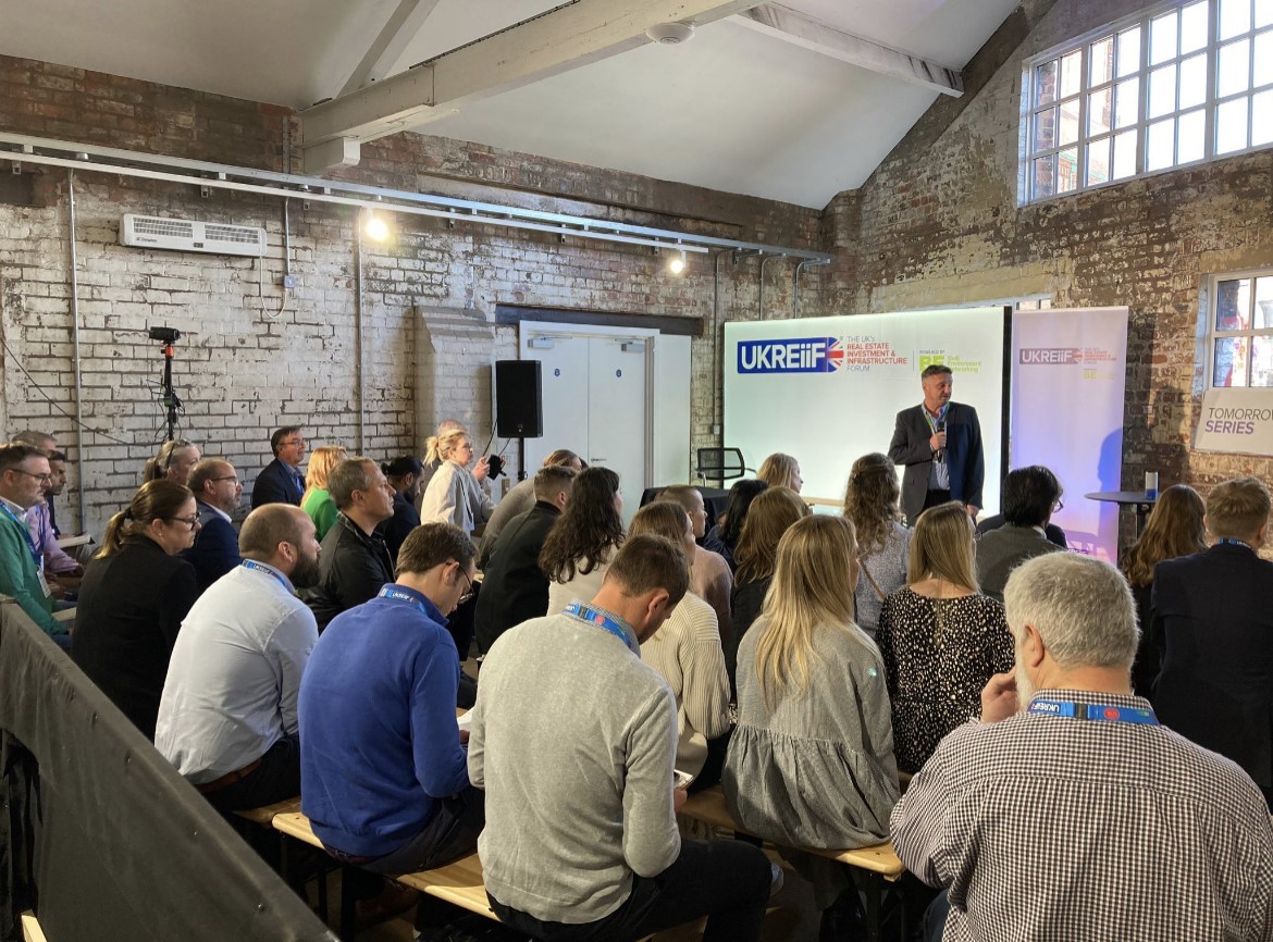 discoverypark_'s tweet photo. Yesterday, our Head of Business Development, Chris Broom, spoke at the @BENetworking event 'Tomorrow's Science and Innovation Clusters' in Birmingham and discussed opportunities for life science outside the traditional 'Golden Triangle' 🔬
#BENetworking #Innovation #Clusters https://t.co/AFPmVlo8ib