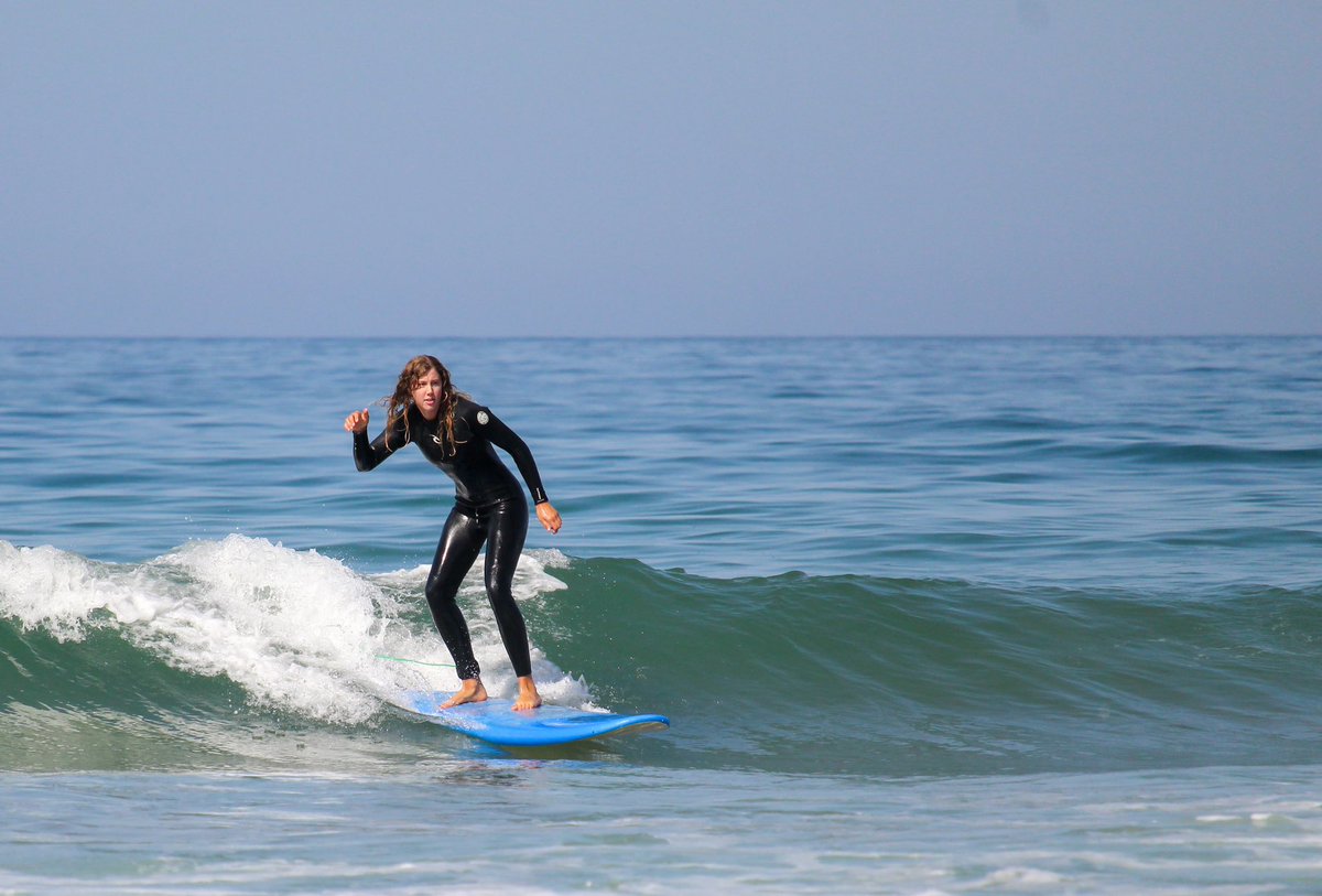 First surf day ✅

#surf #surfing #surfers #surfsessions #learntosurf #morocco #surftrip #surfstoke #letsroll #winterescape #winterdesrinations
- - - - - - - - -
📧contact@shakasurfmorocco.com
🌐 shakasurfmorocco.com