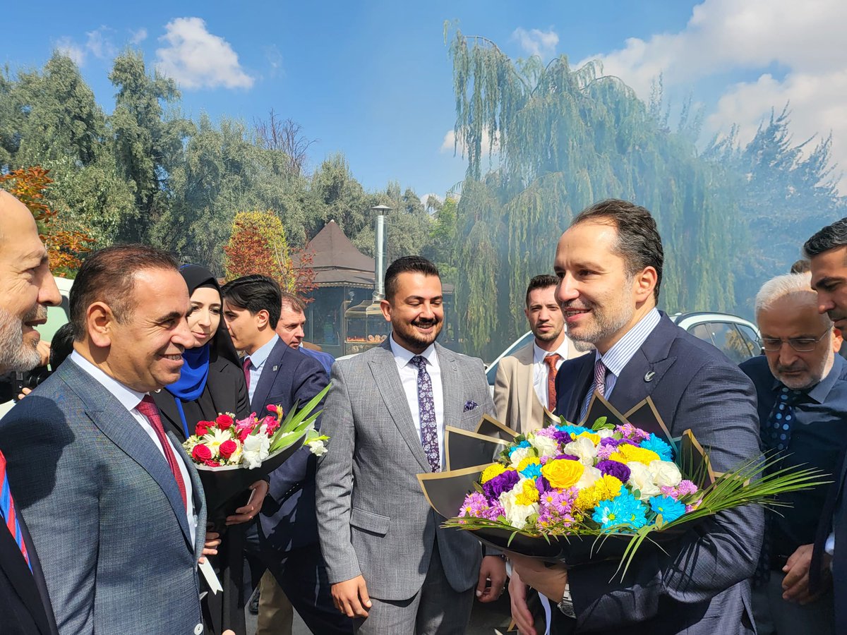 rprefahpartisi's tweet photo. Genel Başkanımız Dr. Fatih Erbakan, Milli Görüş'ün kalelerinden Konya'da büyük bir coşkuyla karşılandı. https://t.co/vPhYPdQzeV