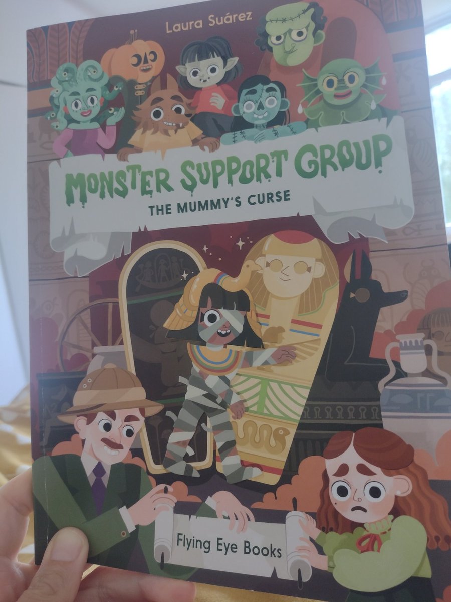 Delighted to receive and read the second Monster Support Group book - The Mummy's Curse by <a href="/laurasuarezinfo/">Laura Suárez</a> from <a href="/FlyingEyeBooks/">Flying Eye B👀ks</a>. Another marvel, full of charm and heart. Anatiti, the mummy, learns to listen and take advice.  For readers 6+. Out this week with more to come 📚❤️
