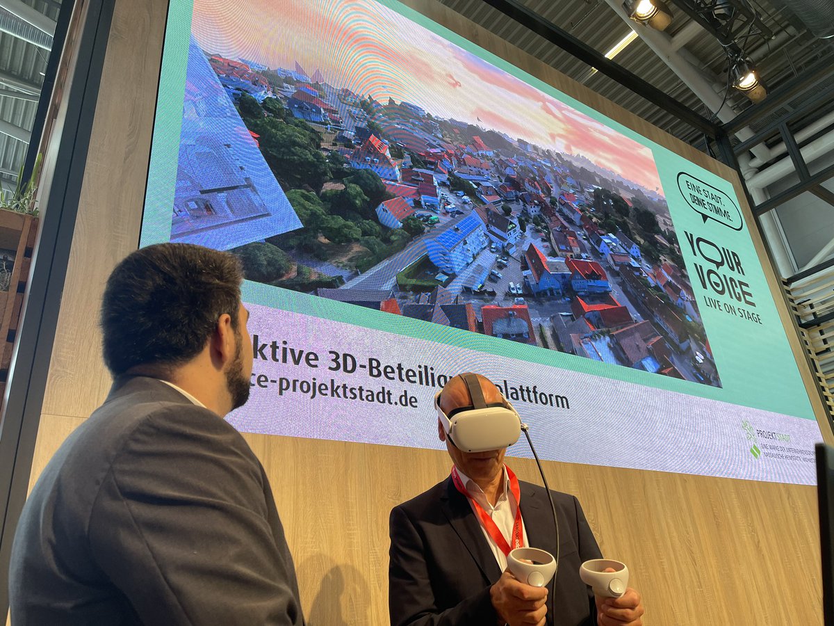 Auf unserem Stand C1.440 auf der <a href="/EXPOREAL_Munich/">EXPO REAL</a> könnt ihr virtuelle Stadtmodelle mit #YourVoice live erleben.
Die Termine unsere Vorführungen findet ihr auf naheimst.de/exporeal#c4458
Viel Spaß beim Ausprobieren.