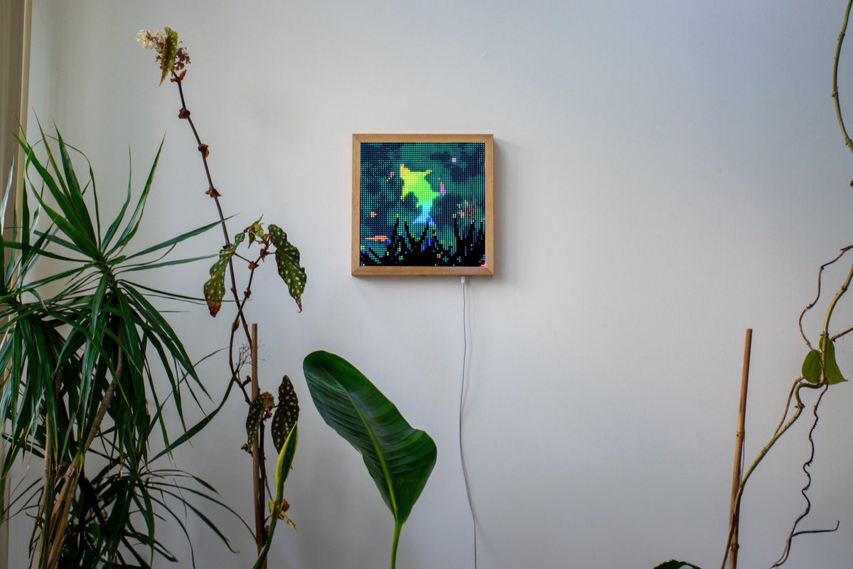 Livegrid: Understand your environment through a vibrant, intuitive aquatic display / @drv_kmr

→ creativeapplications.net/member-submiss…

A harmonious blend of technology and art that brings environmental awareness into your living space—as an immersive aquatic ecosystem.