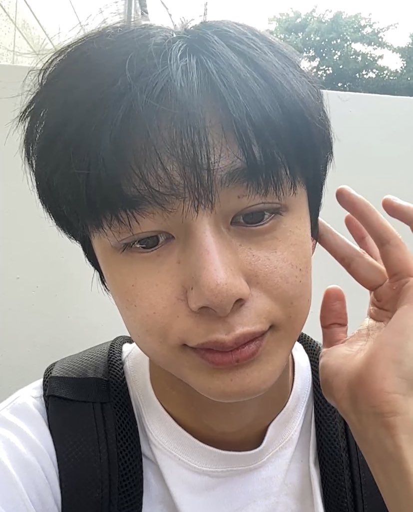 friedchaekyun's tweet image. it was such a glorious day in mbbland when we found out about hyungwon’s freckles