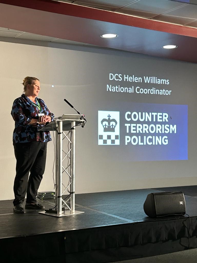 NILONATIONAL's tweet photo. The national NILO CPD event showcased a range of topics such as threat briefings, Counter Terrorism case studies and ground breaking research from RUSI.

We had the pleasure of hosting research fellow, Simon Copeland and DCS Helen Williams.
#NILO #ESS2023 #RUSI #CTPolicing https://t.co/5gSOQhU7pt