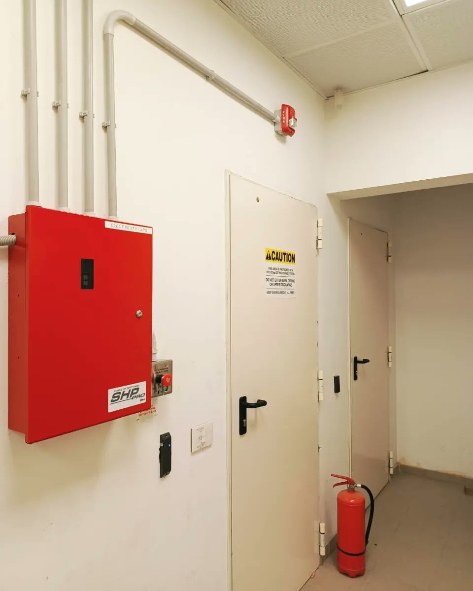maccorpleb's tweet image. Banque de l&apos;Habitat is #anotherprojectbymaccorp protected with #Fm200 #firesuppressionsystem from @fikecorporation #madeinusa.
#firesuppression #fireprotection #Fm200 #firesafety #lifesafety #maccorpersdoitbest