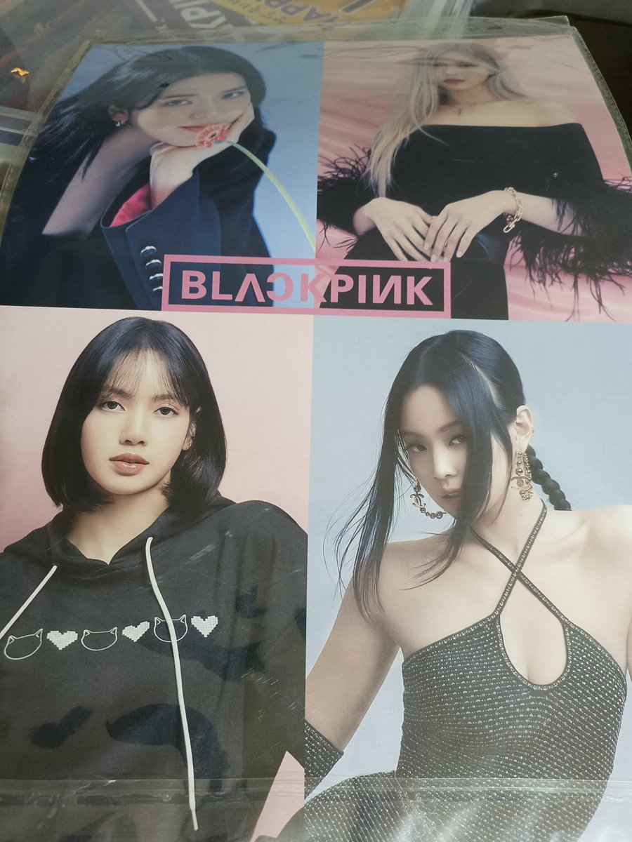 anneyhere's tweet photo. WTS/LFB
Blackpink Official Portable Charger 
Unsealed but not used. 
Complete inclusions.
For only 1100 pesos
Freebie: Blackpink Poster and 1 bpxsb reusable cup 🥰

Bilhin nio na mga mhieee
#blackpinkofficial
#blackpinkofficialportablecharger
#blackpinkxstarbucks https://t.co/Se4hvs96TA