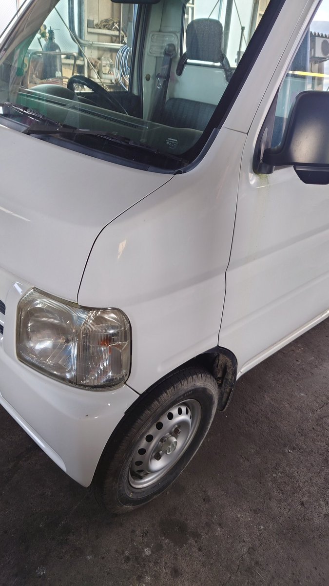 Im232613536's tweet photo. お客さんに貸した代車のアクティトラック、ガソリン満タン入れて返していただきました……
その直後車は突然フケなくなりました、ガソリンをいったいどこから入れたのか……お分かりなる方はご察しがつくと思います(笑) https://t.co/GqpjqeDkiQ