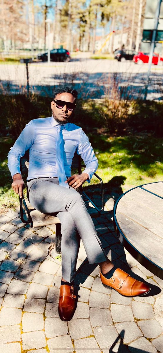 gortaque's tweet image. #Améliorez_votre_professionnel!

Je suis #sélectif et n'ajoute que des #personnes intéressantes dans mon #secteur.

🌟#Construisez un vaste réseau d'amis #potentiels !

🌟#Présentez-vous à des milliers de personnes en construisant #constamment votre marque avec un   contenu