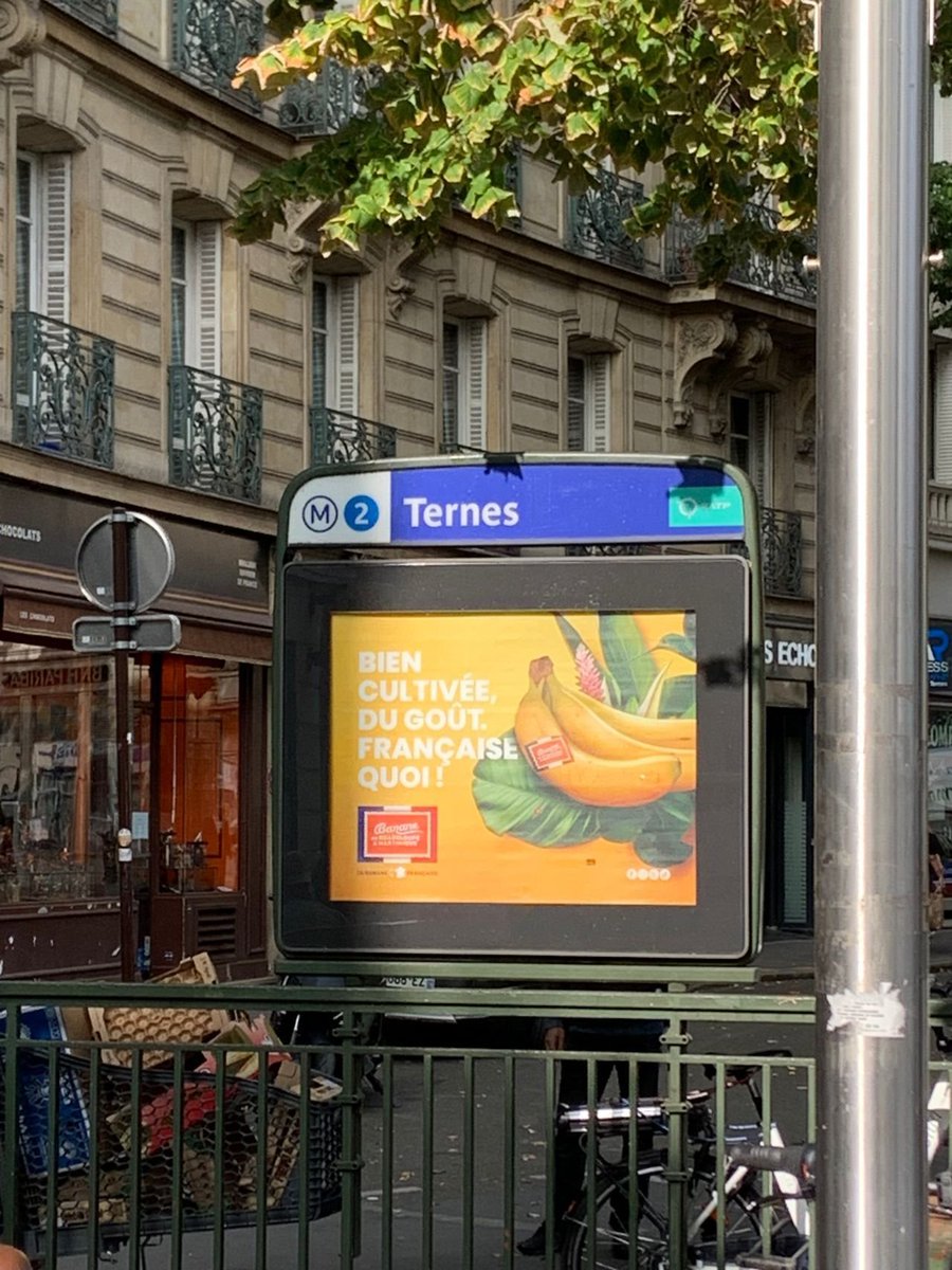 mathieucrucq's tweet photo. En ce moment un peu partout en France, 3 campagnes @BrainsonicParis sont visibles dans la rue et... dans les cinémas UGC.
 
🍌🇫🇷 La nouvelle campagne pour la Banane Française !
💻 Notre première campagne OOH/DOOH pour Lefebvre Dalloz
📽 Les affiches et visuels de la Semaine Aime & Découvre pour les Cinémas UGC 
 
Je reconnais que c'est assez cool 😍
 
Précision : ces 3 campagnes ont été produites avec (et non pas par) de la #genAI.