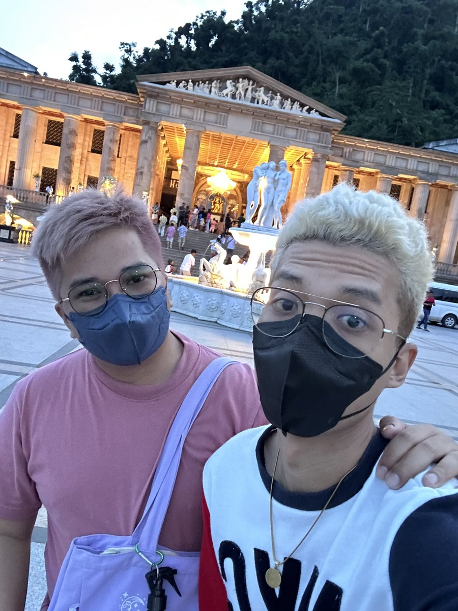 siaperon's tweet photo. Happy International Boyfriend’s day. Late post nga lang. 🤭 https://t.co/s7lBPSTNqY