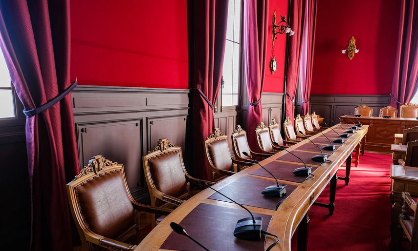 🎉 Nouvelle réalisation terminée avec succès !
TEDELEC a participé à la réalisation de cette magnifique salle du conseil à Niort. 💪
#Niort #Réalisations #audiovisuel #SalleDuConseil